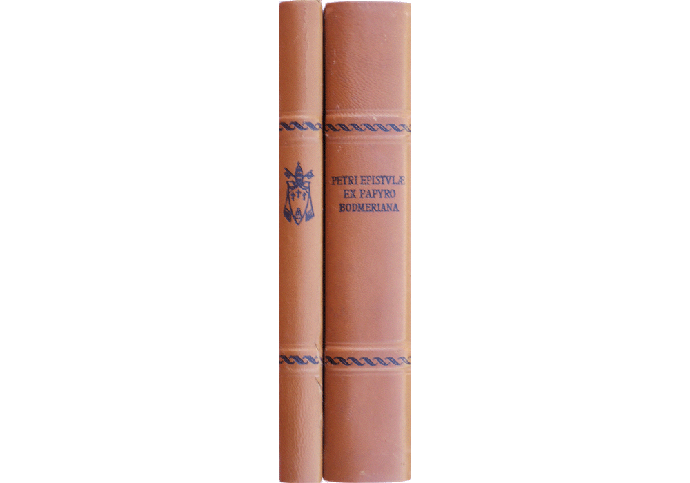 Epistles of Saint Peter (The Bodmer Papyri VIII)- manuscript-facsimile book-Vicent García Editores-7 Spines.